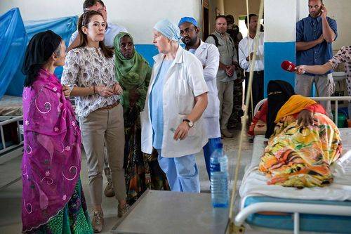 Kronprinsesse Mary på et hospital