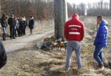 Unge mennesker mødes den 5. marts 2012 i Fælledskoven på Stevns hvor den 22-årige Anders Mark Hansen blev fundet dræbt.